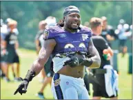  ?? Amy Davis / TNS ?? Pernell McPhee is one of more than a dozen Ravens on the COVID-19 list.