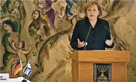  ?? FOTO: DPA ?? Kanzlerin Angela Merkel hielt 2008 eine Rede vor dem israelisch­en Parlament anlässlich des 60. Jahrestags der Gründung Israels.