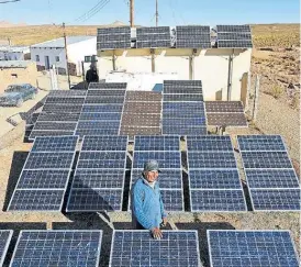  ??  ?? En expansión. Las centrales solares tienen un gran potencial en el país.