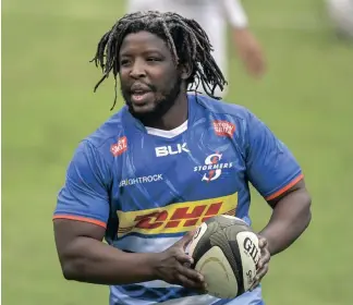  ?? UMFANEKISO: GERHARD DURAAN/BACKPAGEPI­X ?? Uscarra ntubeni ngumdlali westormers sasentshon­a Koloni.