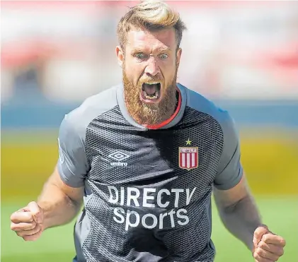  ?? FOTOBAIRES ?? Desahogo. El grito desaforado de Schunke después de su gol. Fue tras un buen centro de Zuqui.