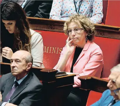  ?? JACQUES DEMARTHON / AFP ?? La ministra de Trabajo, Muriel Pénicaud, el pasado martes durante el debate en la Asamblea Nacional