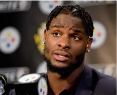  ??  ?? In this 2017 file photo, Pittsburgh Steelers running back Le’Veon Bell (26) answers questions at a postgame meeting with reporters following a 29-14 win over the Cincinnati Bengals in an NFL football game in Pittsburgh. AP Photo/FreD VuICh