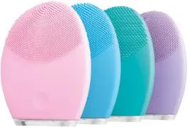  ??  ?? SUPER SONIC Compact and colourful, Foreo’s Luna 2 facial cleansing devices help to banish skin imperfecti­ons with a touch of a button