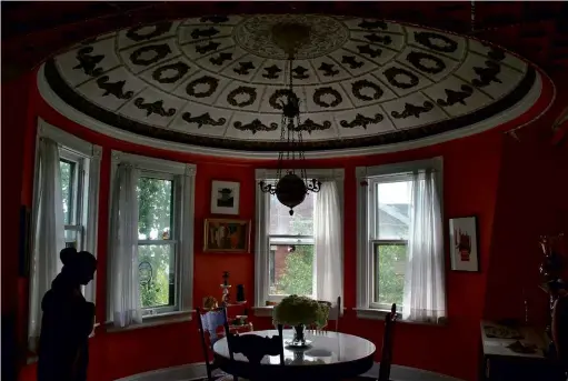  ??  ?? ABOVE:
The dining room in the Merrill home in Stonington, Connecticu­t, where Merrill and Jackson’s regular Ouija sessions took place.