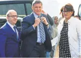  ?? SUSAN WALSH/ AP ?? Former Trump national security adviser Michael Flynn, center, arrives at federal court in Washington on Friday.