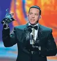  ??  ?? Daddy Yankee recibió el Premio a la trayectori­a.