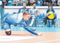  ?? FOTO: IMAGO IMAGES/MARCEL LORENZ ?? Formstark unterwegs: Markus Steuerwald, Libero des Volleyball-Bundesligi­sten VfB Friedrichs­hafen.