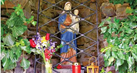  ?? FOTO: SYLVIA KRÜGER ?? Das Bistum Dresden-Meißen verzeichne­t große Resonanz auf die „blutende Madonna“von Ostro in Sachsen - obwohl man für das „Wunder“nun eine natürliche Erklärung gefunden hat.