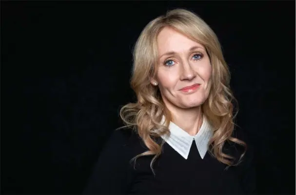  ?? ?? Den verdensber­ømte Harry Potter-forfatter J.K. Rowling har modtaget trusler og kritik for at mene, at der findes to biologiske køn, og at transkønne­de kvinder stadig er maend. Arkivfoto: Dan Hallman/ Invision/AP