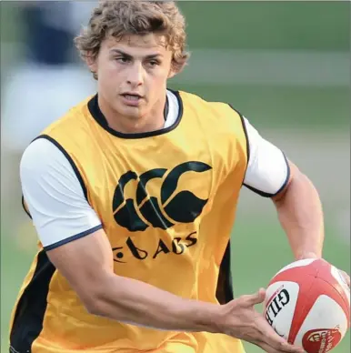  ?? PICTURE: GALLO IMAGES ?? OUT IN THE COLD: Pat Lambie is not one of the 10 players to have received a national contract until the World Cup in 2015.