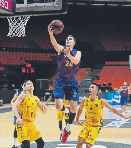  ?? FOTO: ACB PHOTO /MARIANO POZO ?? Kyle Kuric, escolta del Barça, en el último encuentro de los azulgrana en esta fase final, frente al Iberostat Tenerife