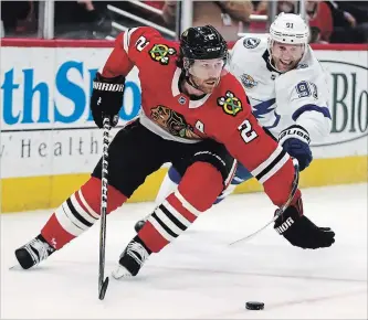  ?? CHICAGO TRIBUNE FILE PHOTO ?? Chicago Blackhawks defenceman Duncan Keith will carry a load this season, and he’s willing to.He has always kept his lean, six-foot-one, 192-pound body well trained for the athletic demands of the sport.