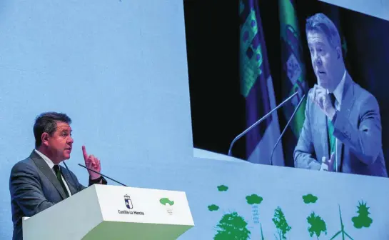  ?? CCLM ?? El presidente autonómico, Emiliano García-Page, durante la entrega de los Premios Regionales de Medio Ambiente, el pasado viernes