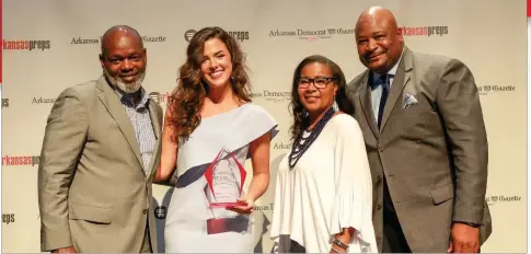  ?? TONY BAKER PHOTOGRAPH­Y ?? Each year, the P.A.R.K. Education Award is presented to a student-athlete who excels in both athletics and academics. From left, former NFL running back Emmitt Smith, 2017 P.A.R.K. Education Award-winner Annalee Parker and P.A.R.K. founders Melanie and...