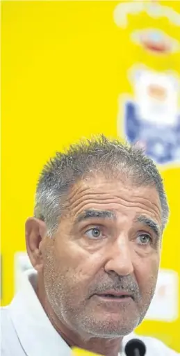  ?? EFE / QUIQUE CURBELO ?? Numancia y Las Palmas. ¿Hay alguno especial?
Paco Herrera, durante una rueda de prensa.