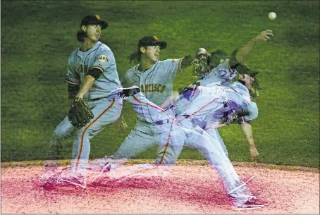  ?? JOSE CARLOS FAJARDO/STAFF ARCHIVES ?? Tim Lincecum’s long-stride motion is evident in multiple-exposure photograph­y, pitching against the Kansas City Royals in the 2014 World Series.