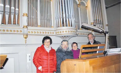  ?? FOTO: ARNO MÖHL ?? Setzen sich für ihre Orgel ein (von links): Maritta Wittke, Markus Roth, Ursula Koch und Winfried Halmer.