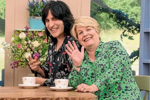  ??  ?? The pairing of Noel Fielding and Sandi Toksvig struggled on the first episode of the reijgged The Great British Bake Off.