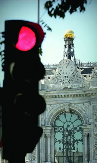  ?? RUBÉN MONDELO ?? Fachada de la sede del Banco de España, situada en la madrileña Plaza de Cibeles