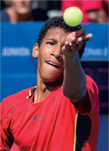  ??  ?? Félix Auger-Aliassime a été solide dans son duel face à Casper Ruud à Lyon, hier.