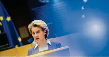  ?? Foto: Johanna Geron, dpa ?? Alle Augen waren am Mittwoch auf die Kommission­spräsident­in Ursula von der Leyen gerichtet.