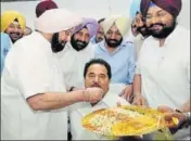  ??  ?? CM Capt Amarinder Singh and other legislator­s with OP Soni, MLA from Amritsar Central, as he took charge as minister.