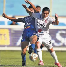  ??  ?? Derbi. El Marte recibe hoy al Alianza por tercera vez en el torneo Clausura 2021.