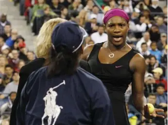  ?? ANDREW SCHWARTZ/REUTERS ?? Serena Williams was saddled with a $10,000 (U.S.) fine after yelling at a lineswoman in 2009.