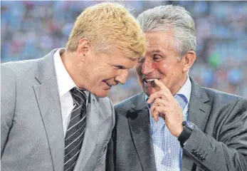  ?? FOTO: IMAGO ?? Stefan Effenberg (li.) ist sicher, dass Jupp Heynckes souverän mit seiner derzeitige­n Situation umgeht.