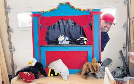  ?? CONTRIBUTE­D ?? St. John’s resident Tobias Romaniuk built this puppet theatre to entertain his four-year-old cousin in Ontario.