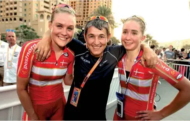 ?? ?? Catherine Marsal entourée de Julie Leth (à gauche) et de Cecilie Uttrup Ludwig en 2016 à Doha.