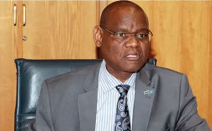  ??  ?? Moses Pelaelo, Bank of Botswana Governor