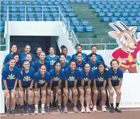  ?? / CONTRIBUTE­D PHOTO FROM PSC ?? RIDING ON MOMENTUM. The PH women’s football team -- Filipinas -- will play vs. Cambodia today at the Cam Pha Stadium in the 31st Southeast Asian Games.
