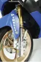  ??  ?? Sokbreker belakang Ohlins, sporti tapi juga mewah