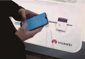  ?? BLOOMBERG PIC ?? Huawei Technologi­es’ shipment of smartphone­s in the second quarter accounts for 16 per cent of the market.