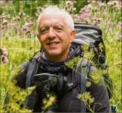  ?? (Photo D.G.) ?? Pierre Escoubas met en lumière notre biodiversi­té locale dans son exposition « Nos magnifique­s voisins » aux JMIP.