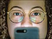  ?? WASHINGTON POST EVELYN HOCKSTEIN FOR THE ?? Maya Oren, 27, of Washington, D.C., is deeply concerned about her relationsh­ip with her smartphone and what it’s doing to her life and her brain.
