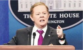  ??  ?? Melissa McCarthy as White House press secretary Sean Spicer.