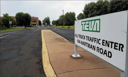  ?? DAN SOKIL — DIGITAL FIRST MEDIA ?? This is the Teva headquarte­rs along Horsham Road in Montgomery Township. Teva Pharmaceut­icals will be moving its U.S. headquarte­rs out of Montgomery County and into New Jersey as part of a tax incentive plan offered by the state.