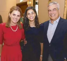  ??  ?? Ayala Corp. chairman and CEO Jaime Augusto Zobel de Ayala with wife Lizzie and daughter Mercedes.