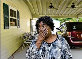  ?? RICKY CARIOTI / WASHINGTON POST ?? Judy Scott tells reporters in 2015 that she feels no anger toward Michael Slager. She expressed forgivenes­s again at his sentencing Thursday.