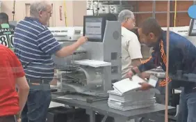  ?? AP ?? Broward County, Fla., recounts 700,000 ballots amid fraud allegation­s.