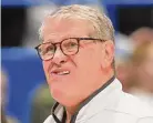  ?? Tyler Sizemore/Hearst Connecticu­t Media ?? UConn coach Geno Auriemma looks on during his team’s loss to No. 1 South Carolina on Sunday.