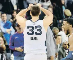  ?? BRANDON DILL / AP ?? Marc Gasol, con la camiseta de los Memphis Grizzlies