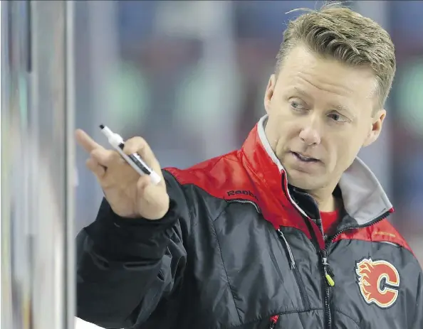  ?? TED RHODES ?? Former Calgary Flames head coach Glen Gulutzan will be on the opposite side in the Battle of Alberta this season as an assistant coach working alongside head coach Todd McLellan and fellow incoming assistants Trent Yawney and Manny Viveiros with the...
