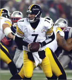  ?? File photo ?? Had the playoffs expanded years ago, Ben Roethlisbe­rger (7) and the Pittsburgh Steelers would’ve been a bigger factor in the AFC playoffs.