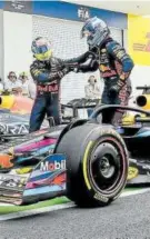  ?? Foto: Efe ?? Pérez y Verstappen.