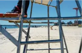  ?? CALLA KESSLER/NEW YORK TIMES/FILE 2023 ?? A raft-bearing drone will fly over Coney Island as part of a pilot program this summer.