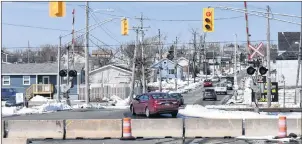  ?? DAVID JALA/CAPE BRETON POST ?? Concrete barriers continue to prevent motorists from using Sydney’s “road to nowhere” that was built five years ago as an alternate route between the Ashby area and Whitney Pier. The province’s Transporta­tion and Infrastruc­ture Renewal Department has...